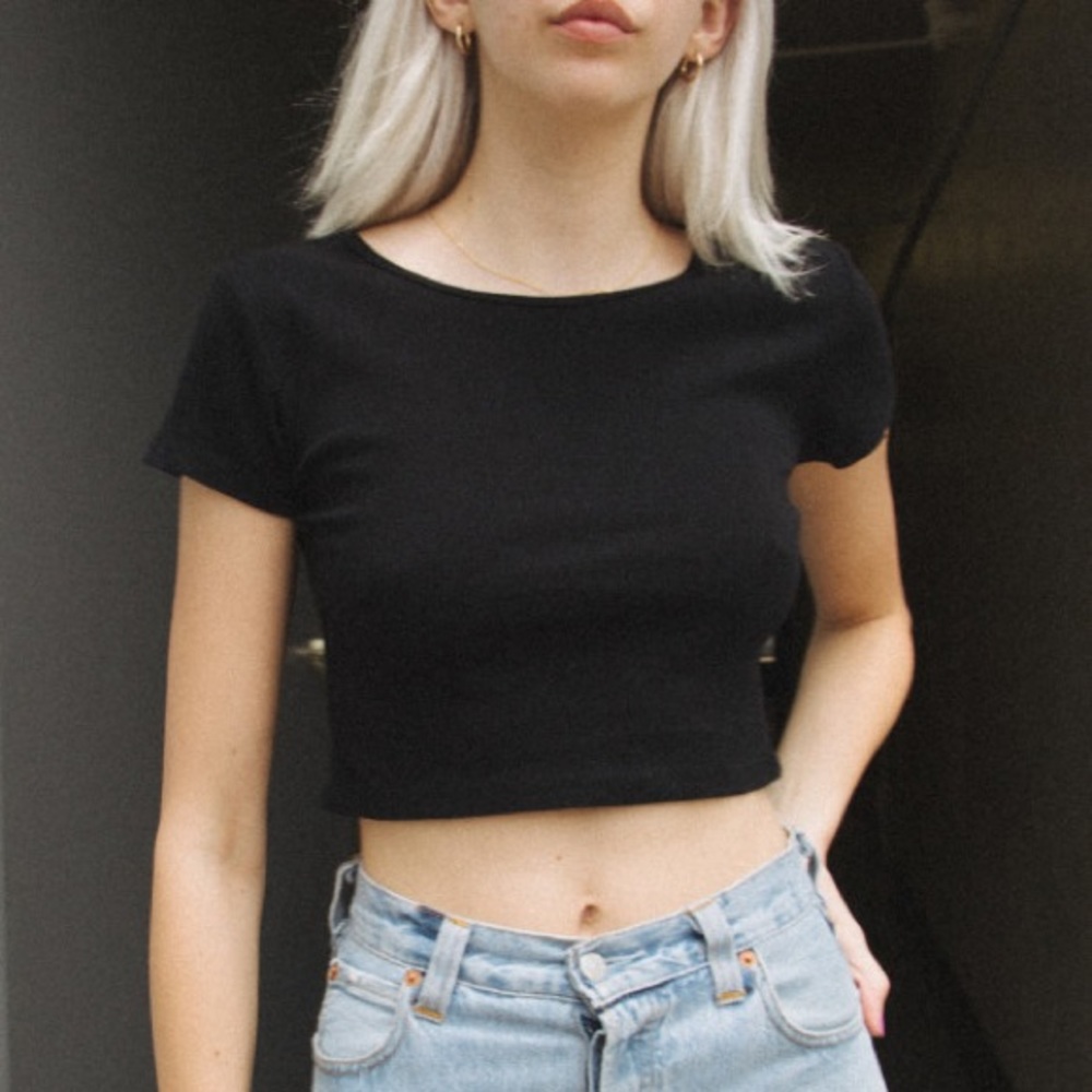 Brandy Melville Crop Top